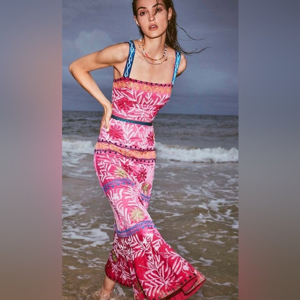Alexis Alora Embroidered Midi Dress -Size Medium